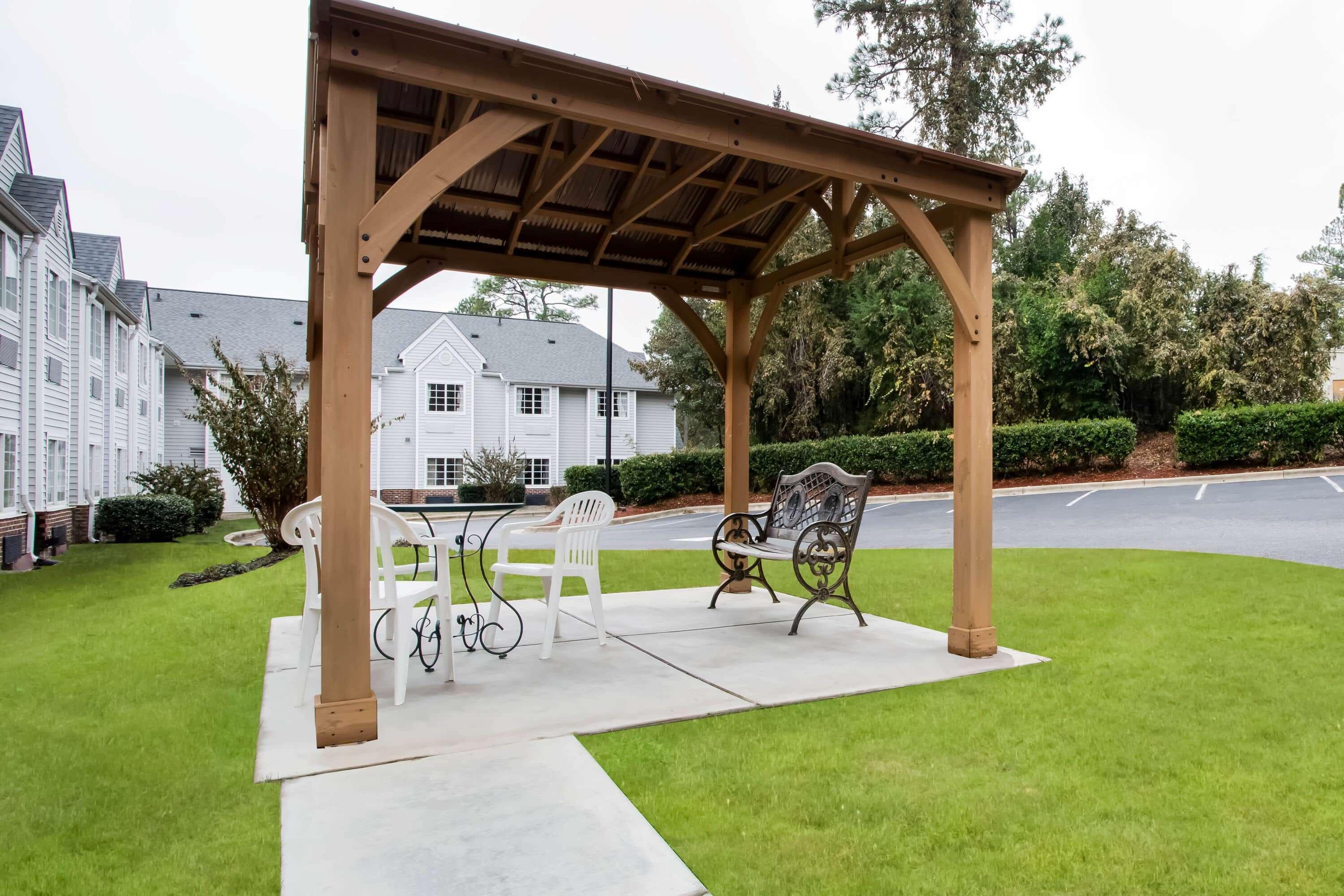 Microtel Inn & Suites By Wyndham Southern Pines Pinehurst Экстерьер фото